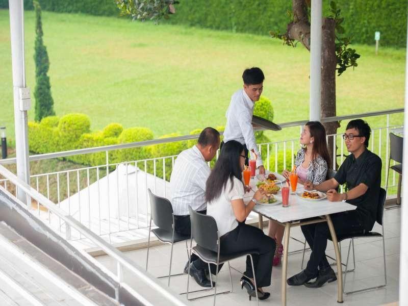 Hotel D'Agape Meeting & Conference Puncak Exterior foto