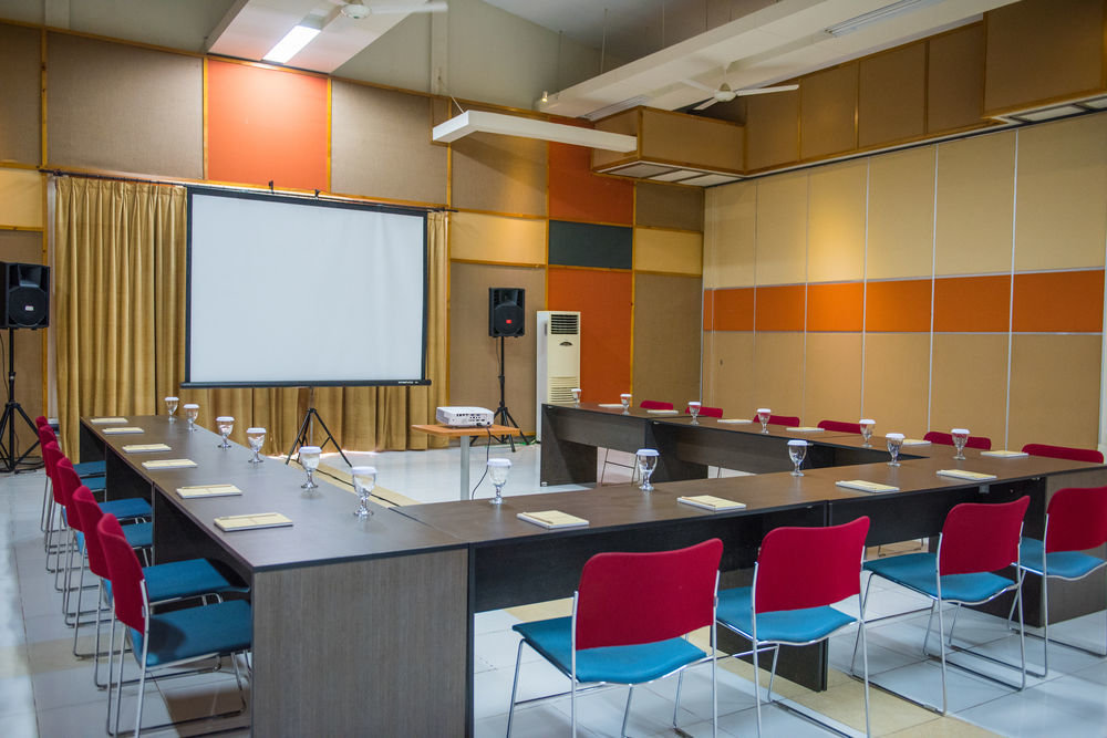 Hotel D'Agape Meeting & Conference Puncak Exterior foto